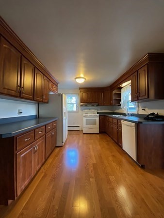 160 Gardner Road Hubbardston, MA 01452 - Photo 11 of 41 Gallery Image 11