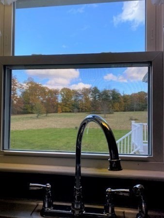160 Gardner Road Hubbardston, MA 01452 - Photo 10 of 41 Gallery Image 10