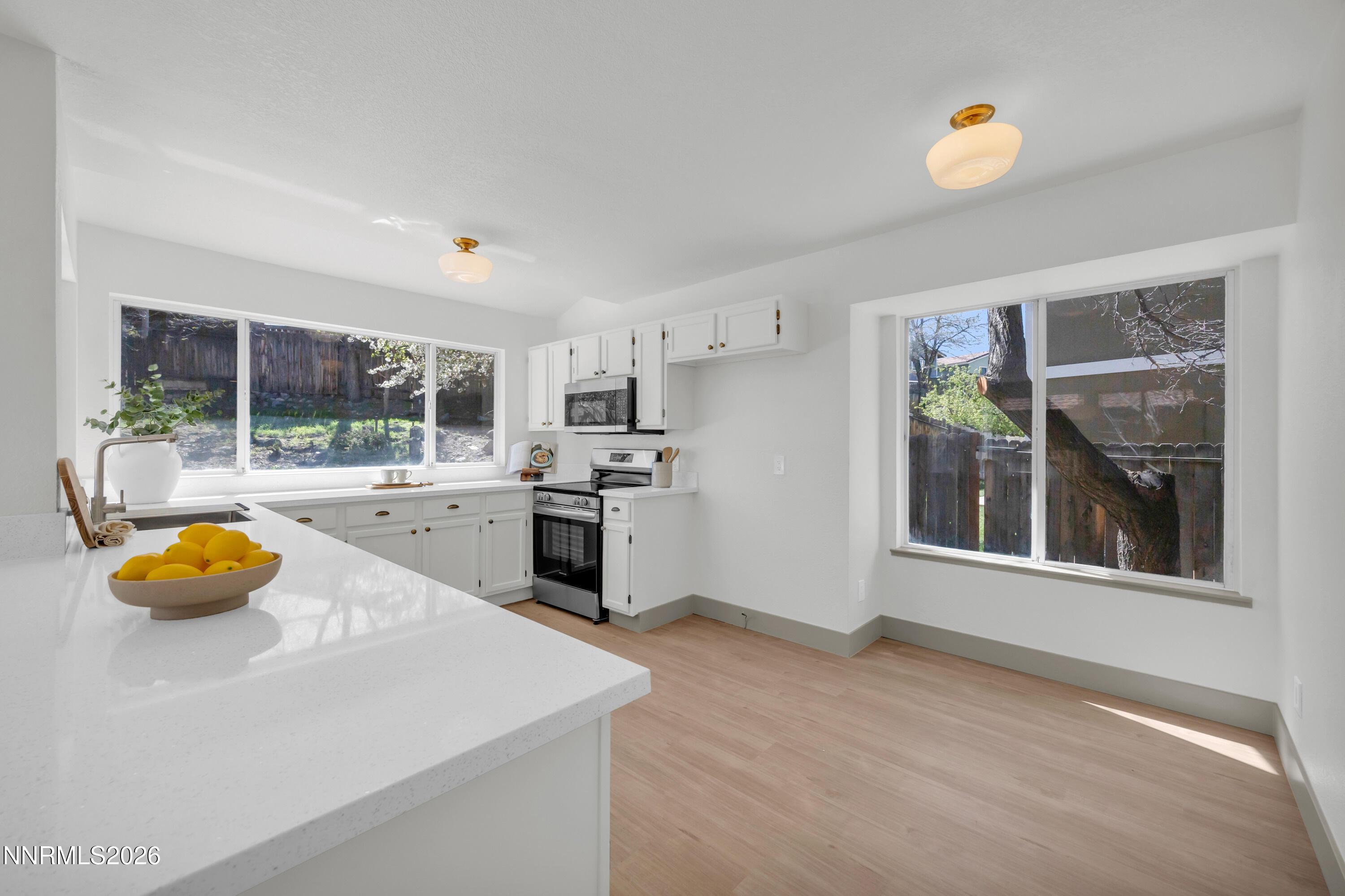 6850 Forsythia Way Reno, NV 89506 - Photo 16 of 47 28_img_1781