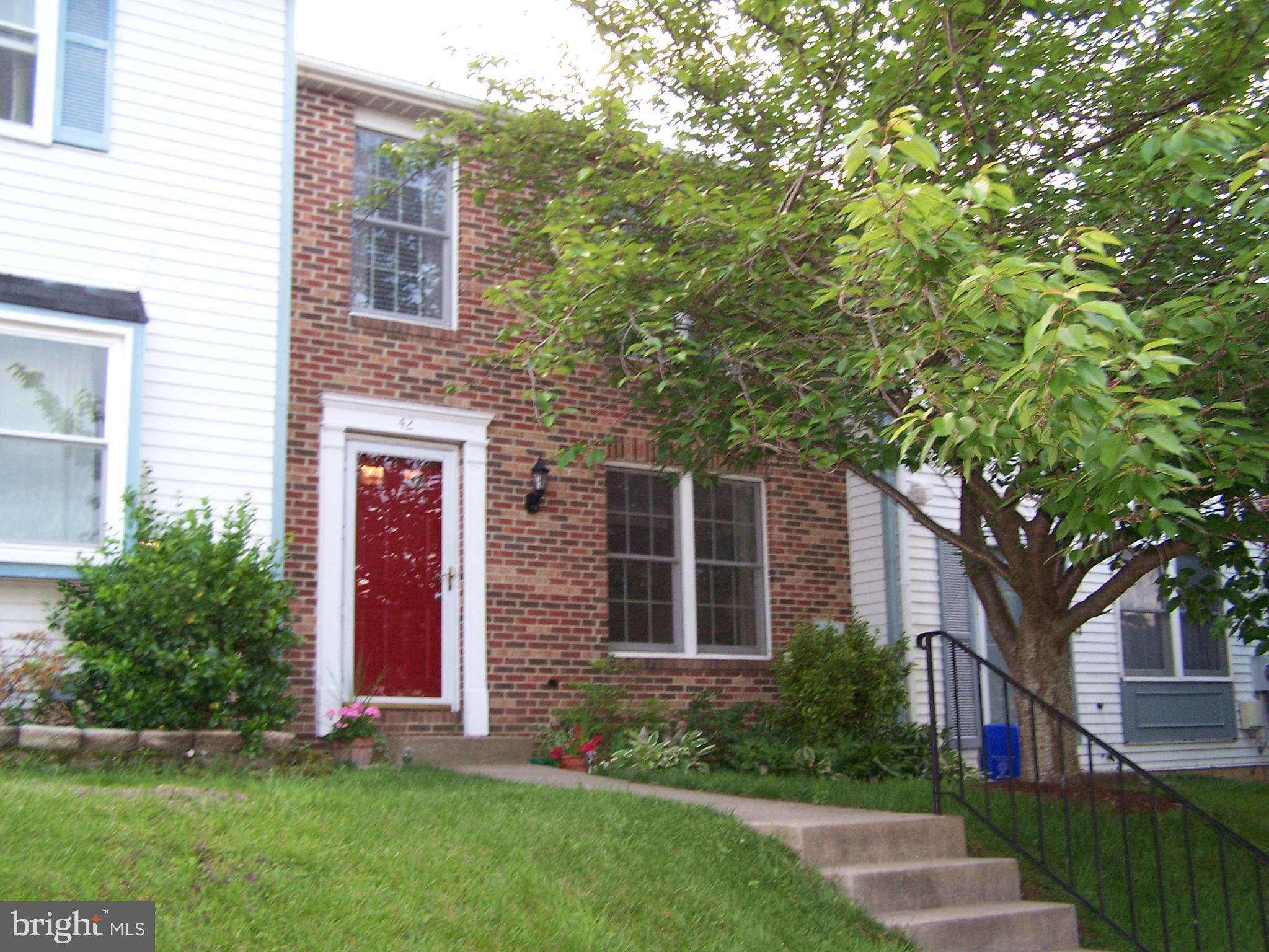 42 Shelldrake Court Damascus, MD 20872 - Photo 1 of 35 Brick front