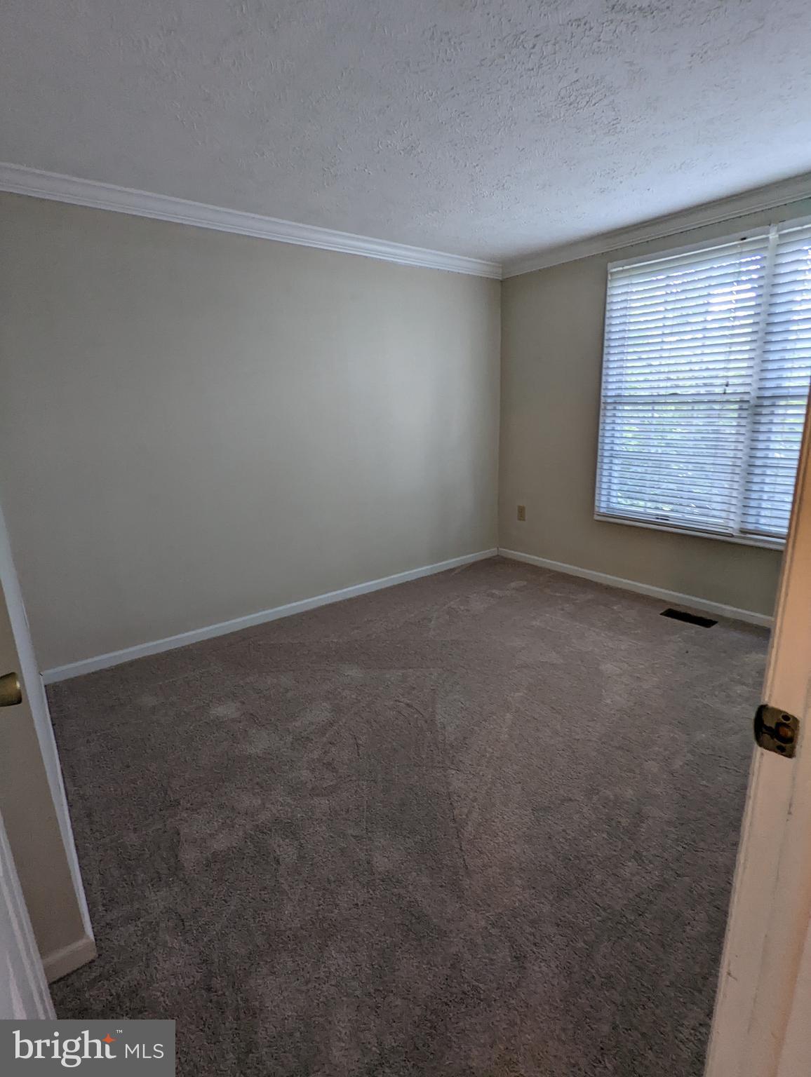42 Shelldrake Court Damascus, MD 20872 - Photo 21 of 35 third bedroom