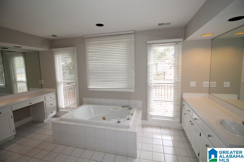 100 Crest Drive Birmingham, AL 35209 - Photo 16 of 30