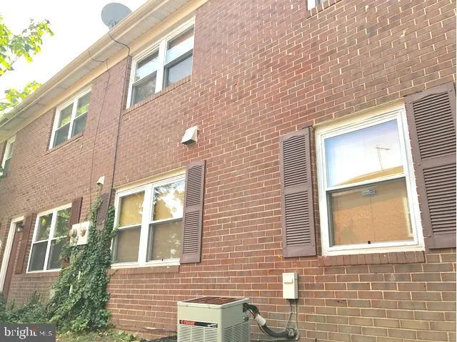 $1,700 | 9517 Hagel Circle, Unit E, Lorton, VA 22079