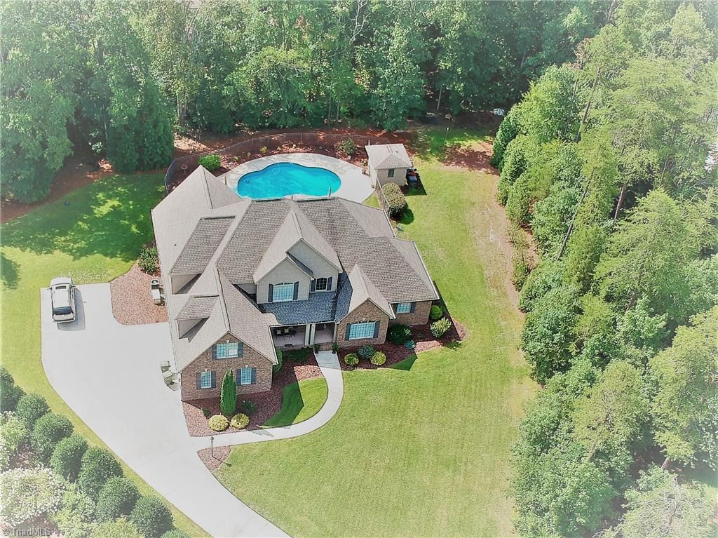 111 Lost Tree Lane High Point, NC 27265 - Photo 2 of 30 Gallery Image 2