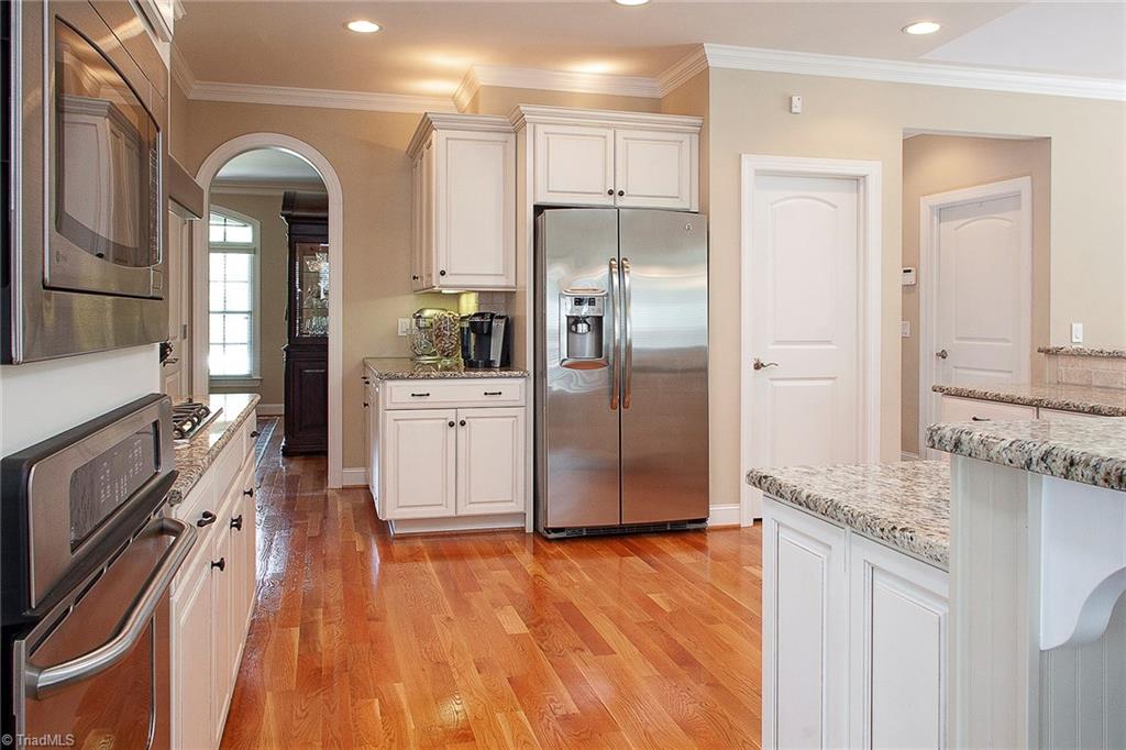 111 Lost Tree Lane High Point, NC 27265 - Photo 13 of 30 Gallery Image 13
