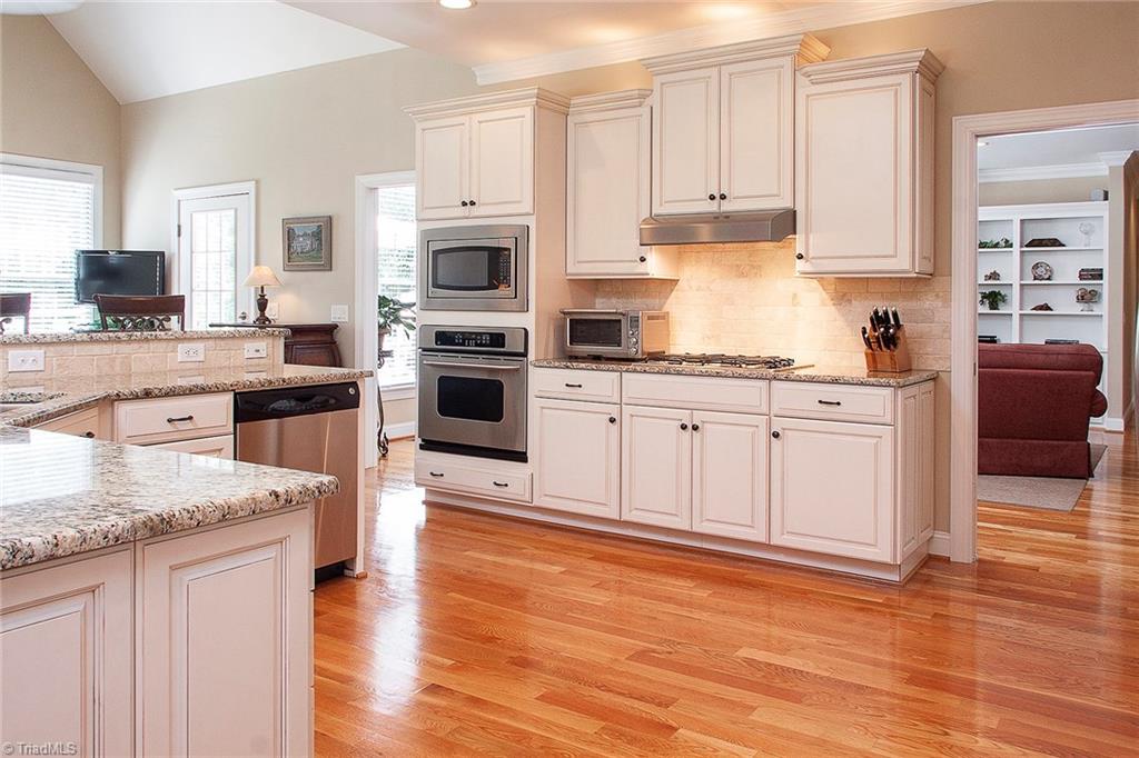 111 Lost Tree Lane High Point, NC 27265 - Photo 14 of 30 Gallery Image 14
