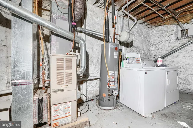 a view of a storage & utility room