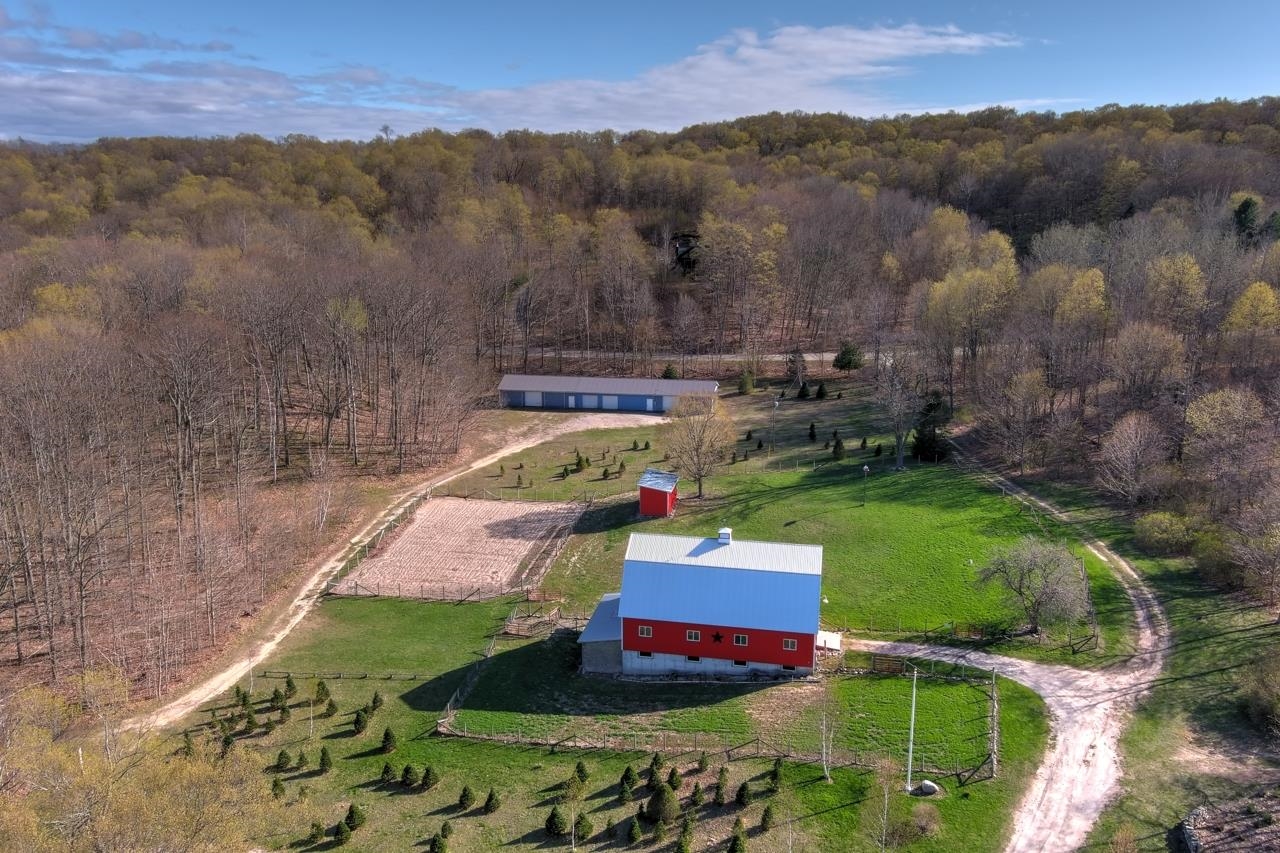 3396 Casey Road Frankfort, MI 49635 - Photo 3 of 70