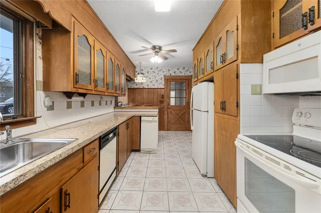 $499,000 | 26 Chardon Drive, Portsmouth, RI 02871