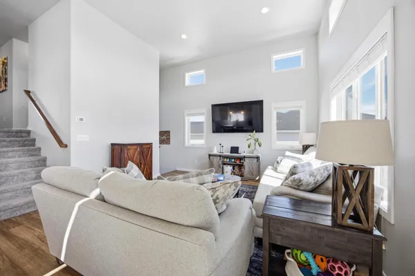 $350,000 | 5505 11th Street West, West Fargo, ND 58078