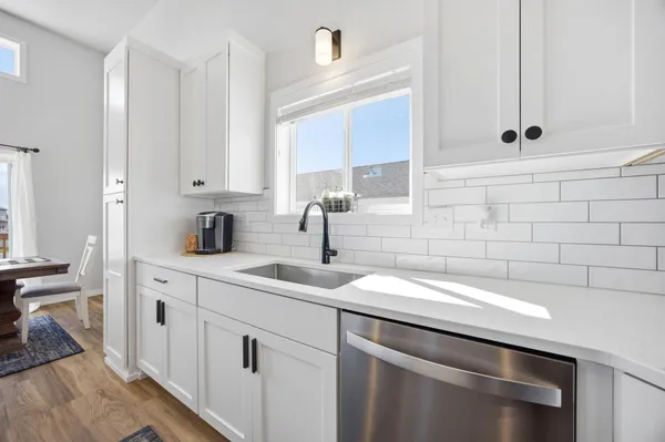 $350,000 | 5505 11th Street West, West Fargo, ND 58078