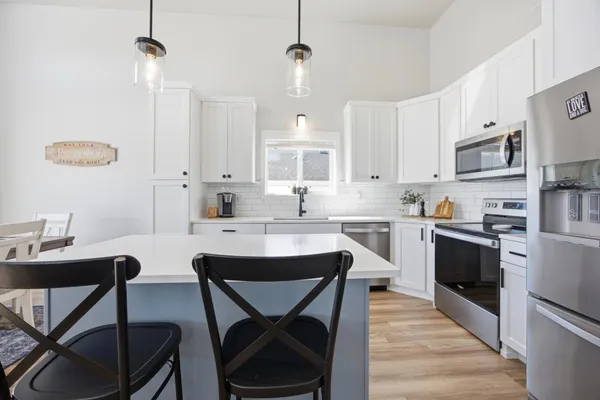 $350,000 | 5505 11th Street West, West Fargo, ND 58078