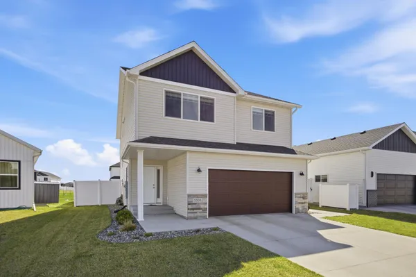 $350,000 | 5505 11th Street West, West Fargo, ND 58078