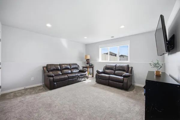 $350,000 | 5505 11th Street West, West Fargo, ND 58078
