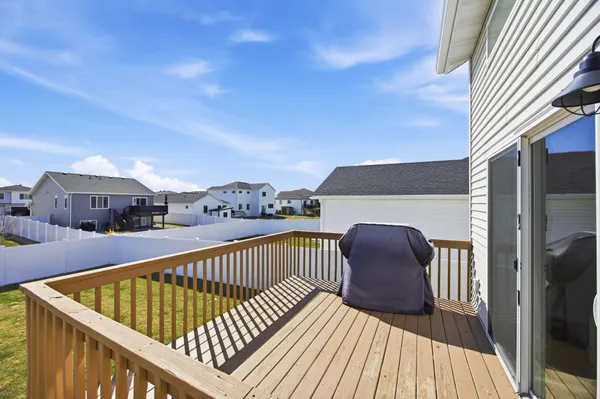 $350,000 | 5505 11th Street West, West Fargo, ND 58078