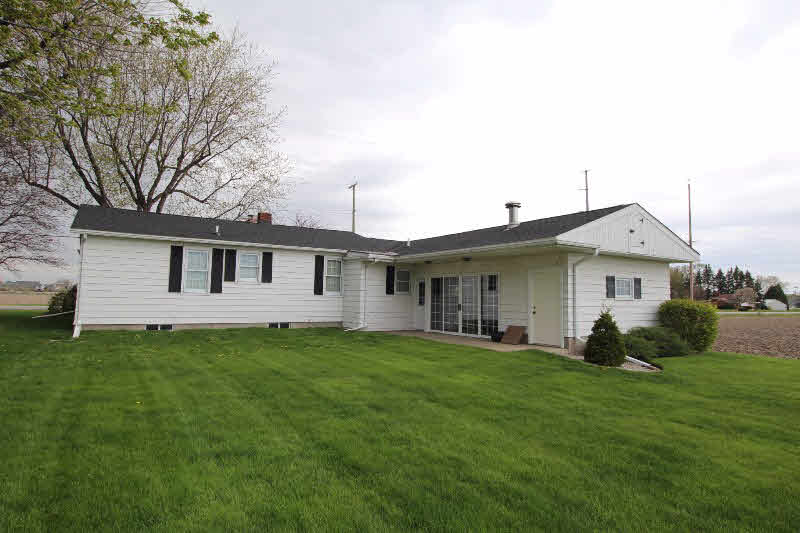 6597 3 Mile Road Bay City, MI 48706 - Photo 4 of 16