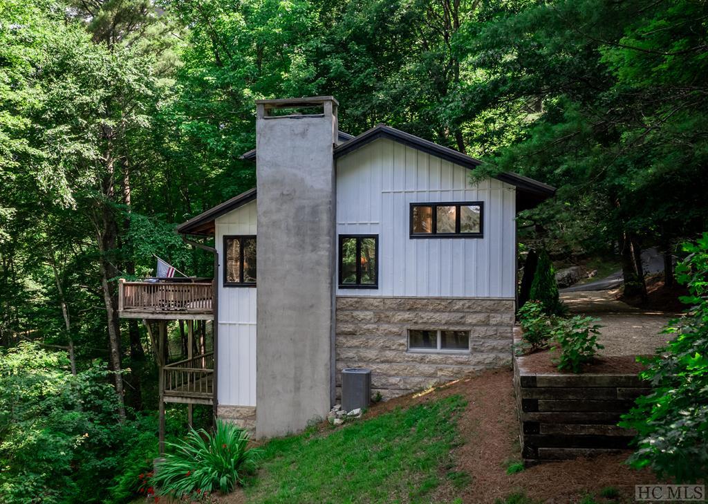 410 Rivard Road Glenville, NC 28736 - Photo 31 of 54 Gallery Image 31