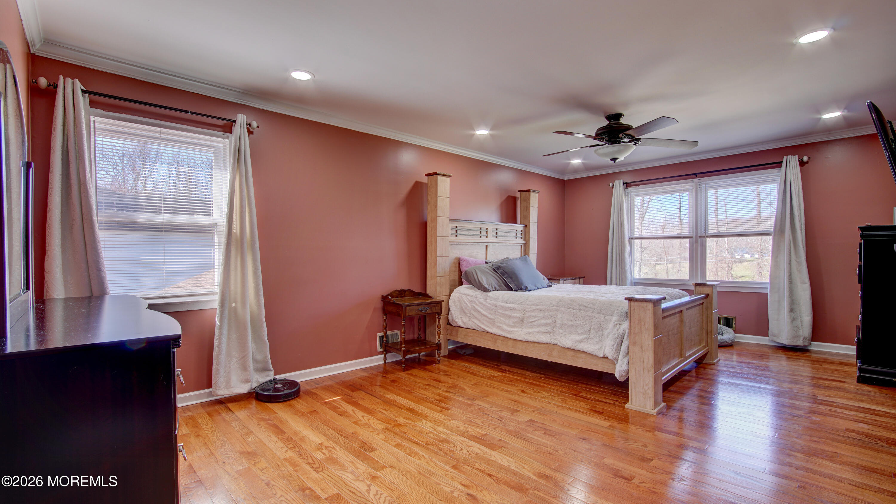 42 Daum Road Manalapan, NJ 07726 - Photo 17 of 34 DSC02666And8more