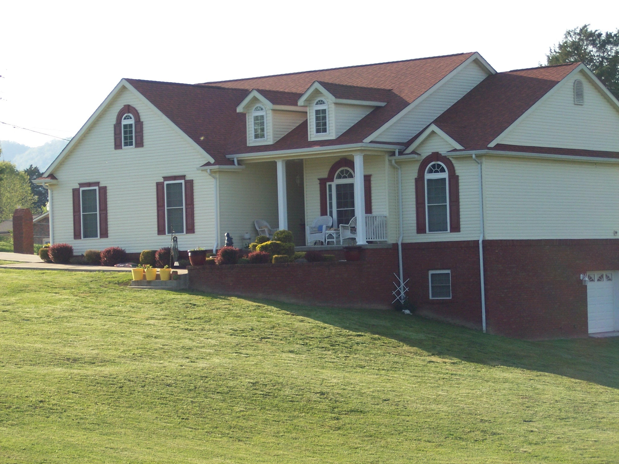 116 Glade Road Speedwell, TN 37870 - Photo 2 of 18 003