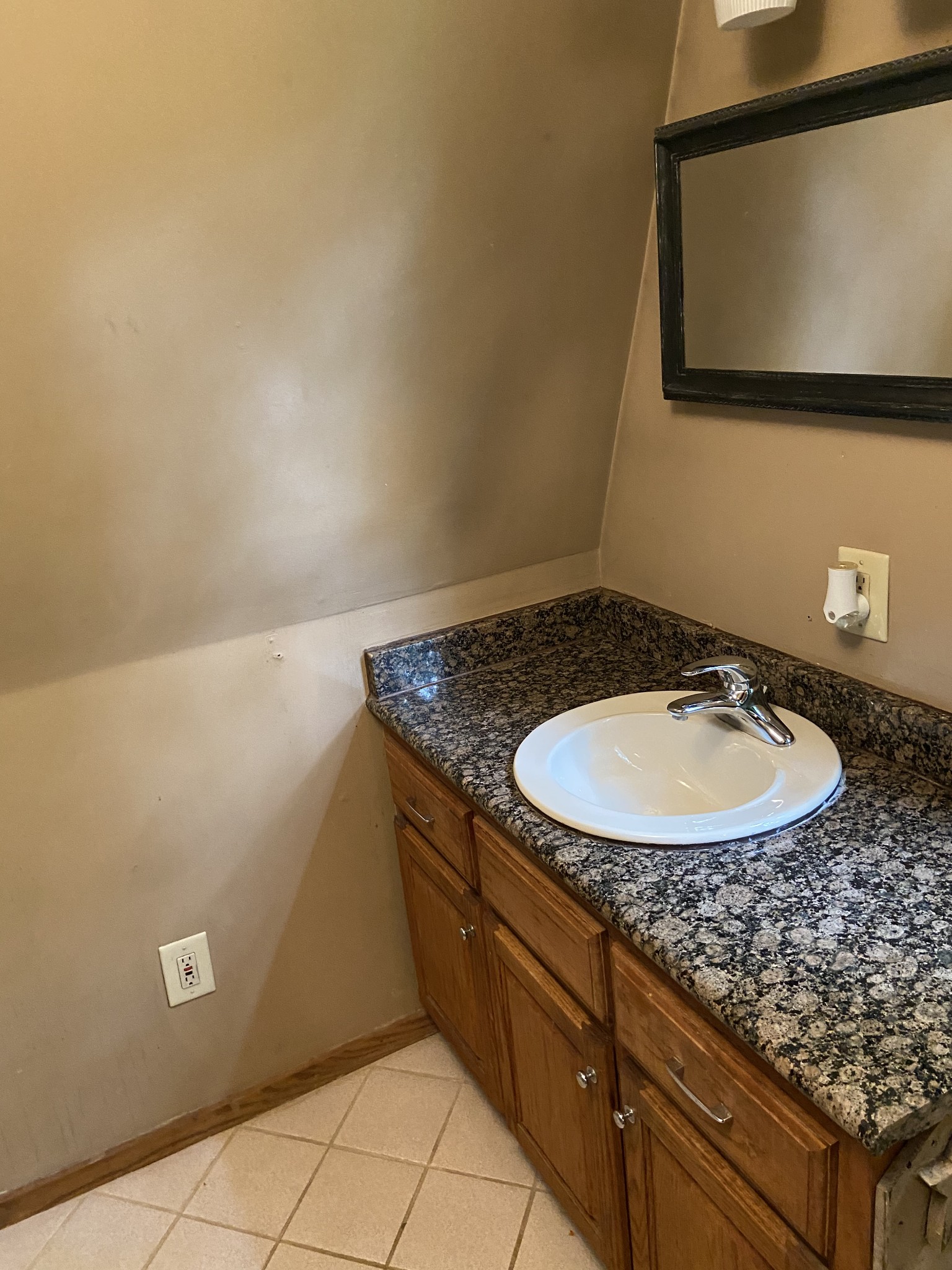 1138 Issac Clifton Road Chapmansboro, TN 37035 - Photo 5 of 12 Gallery Image 5