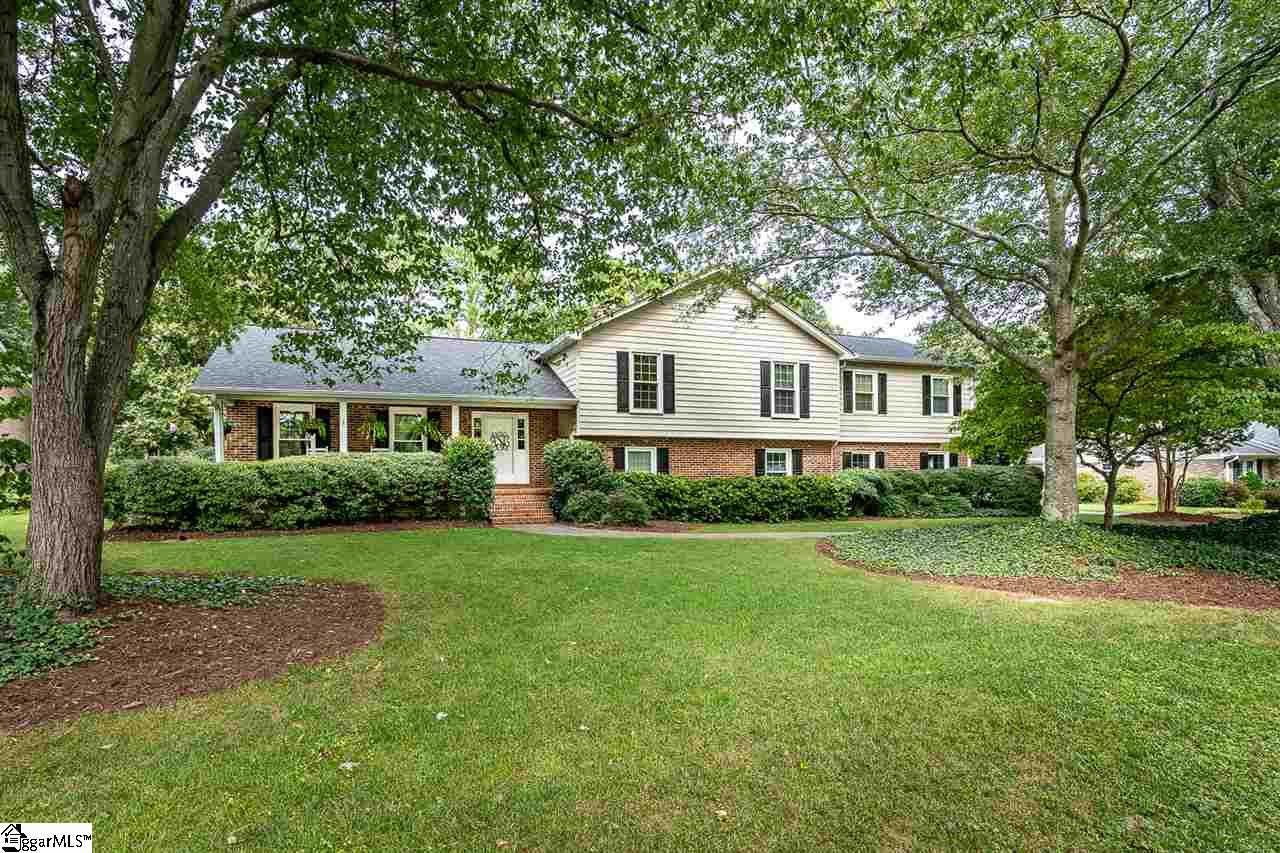 215 Silver Creek Road Greer, SC 29650 - Photo 1 of 36 Gallery Image 1
