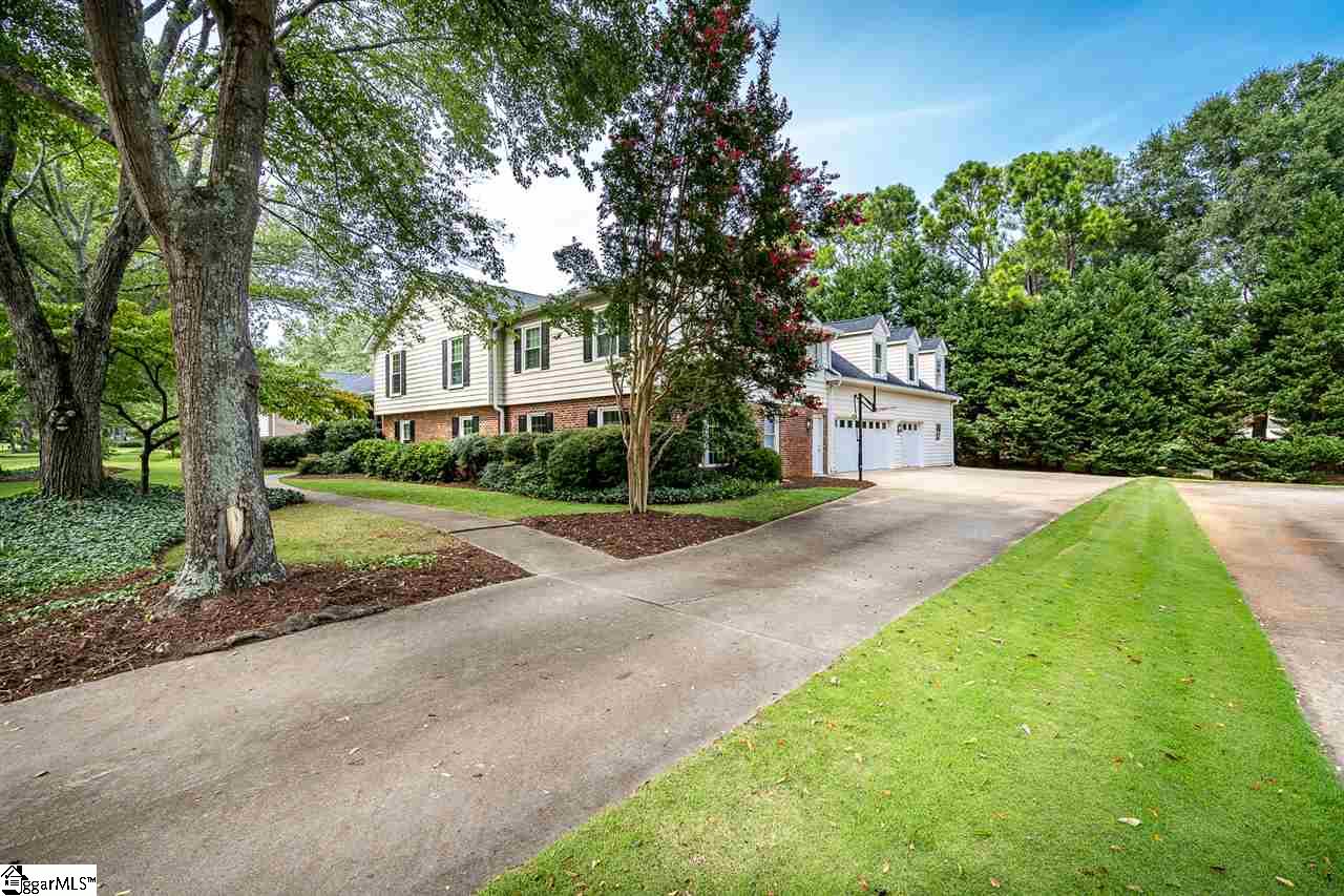 215 Silver Creek Road Greer, SC 29650 - Photo 2 of 36 Gallery Image 2