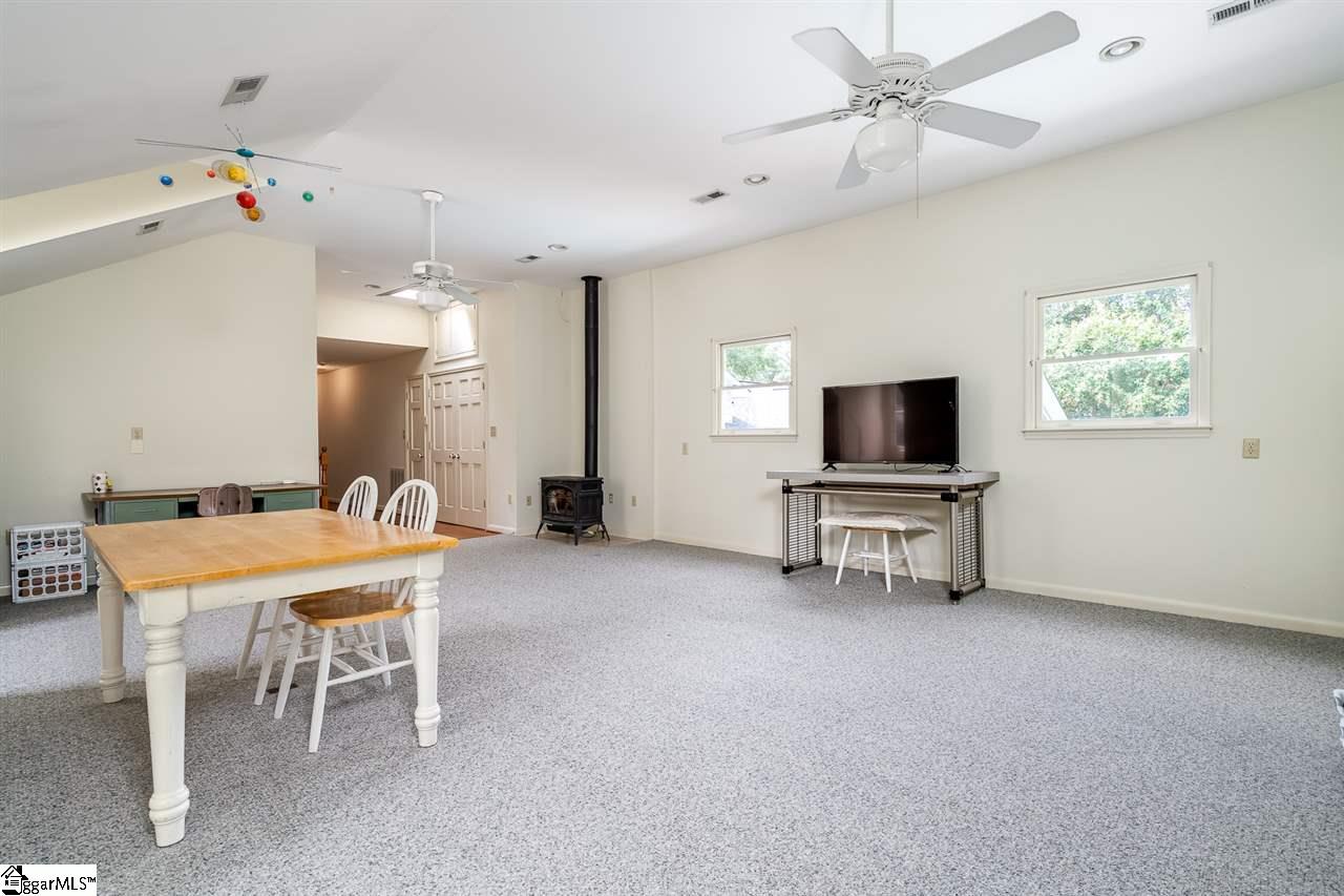 215 Silver Creek Road Greer, SC 29650 - Photo 18 of 36 Gallery Image 18