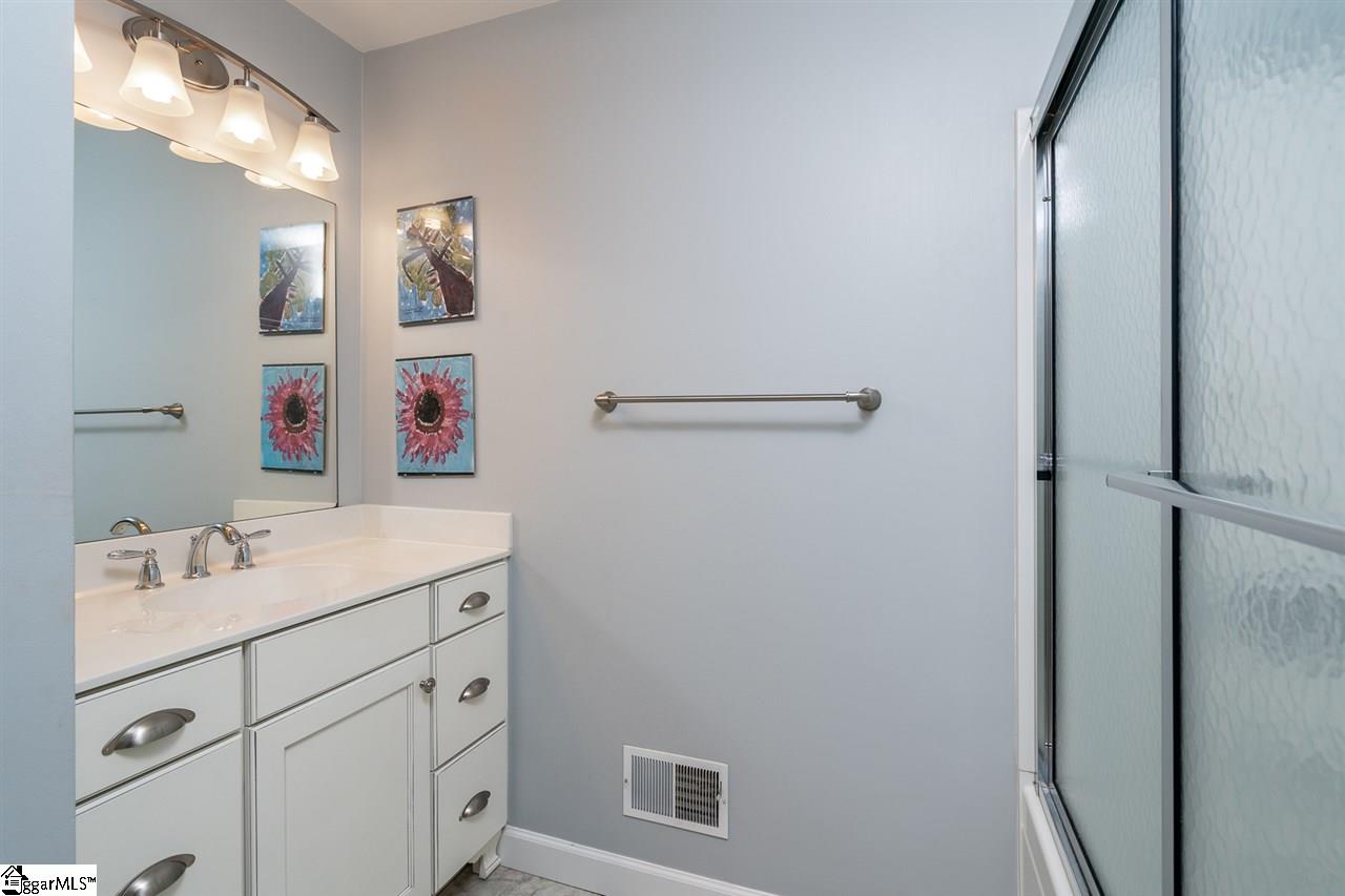 215 Silver Creek Road Greer, SC 29650 - Photo 21 of 36 Gallery Image 21