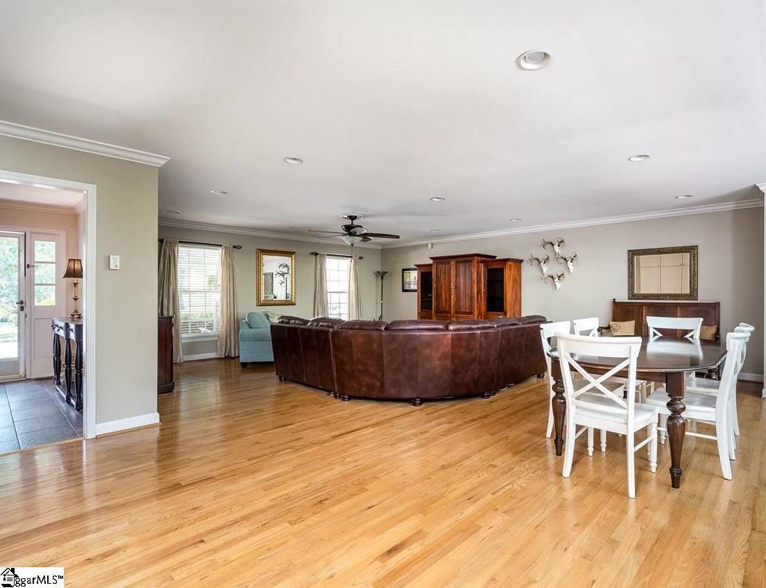 215 Silver Creek Road Greer, SC 29650 - Photo 4 of 36 Gallery Image 4