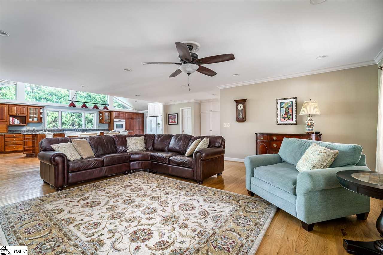 215 Silver Creek Road Greer, SC 29650 - Photo 5 of 36 Gallery Image 5