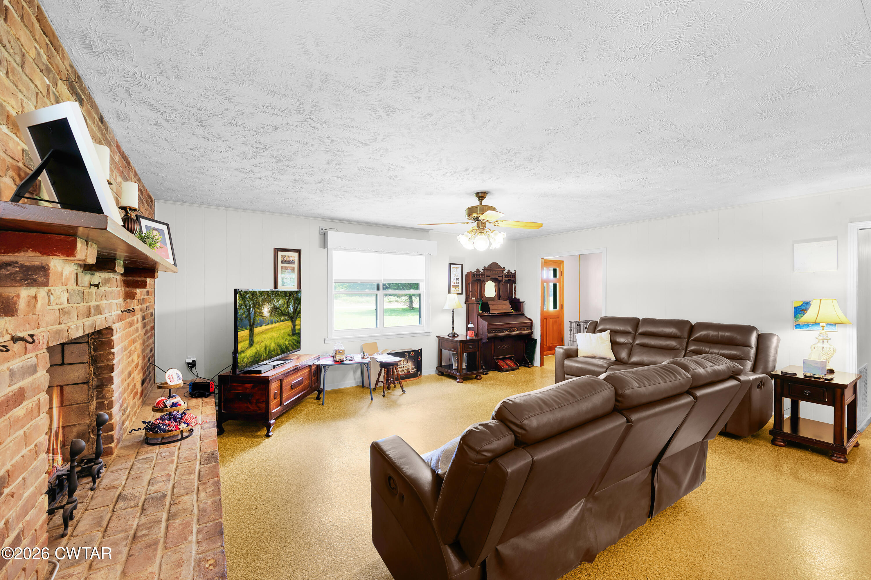 1321 Old Humboldt Road Jackson, TN 38305 - Photo 5 of 31 Living Room