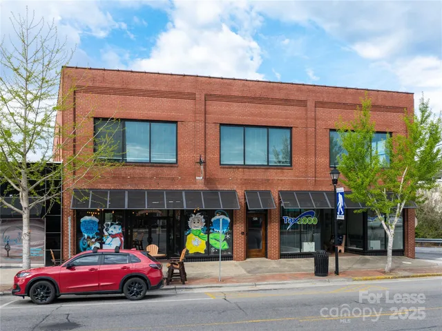 $1,800 | 138 South Main Street, Unit A, Marion, NC 28752