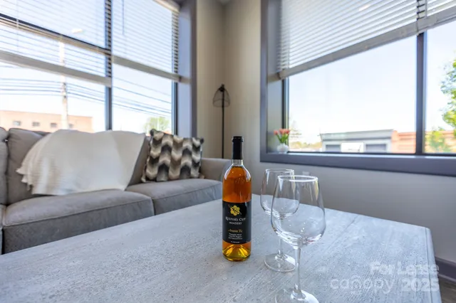 $1,800 | 138 South Main Street, Unit A, Marion, NC 28752