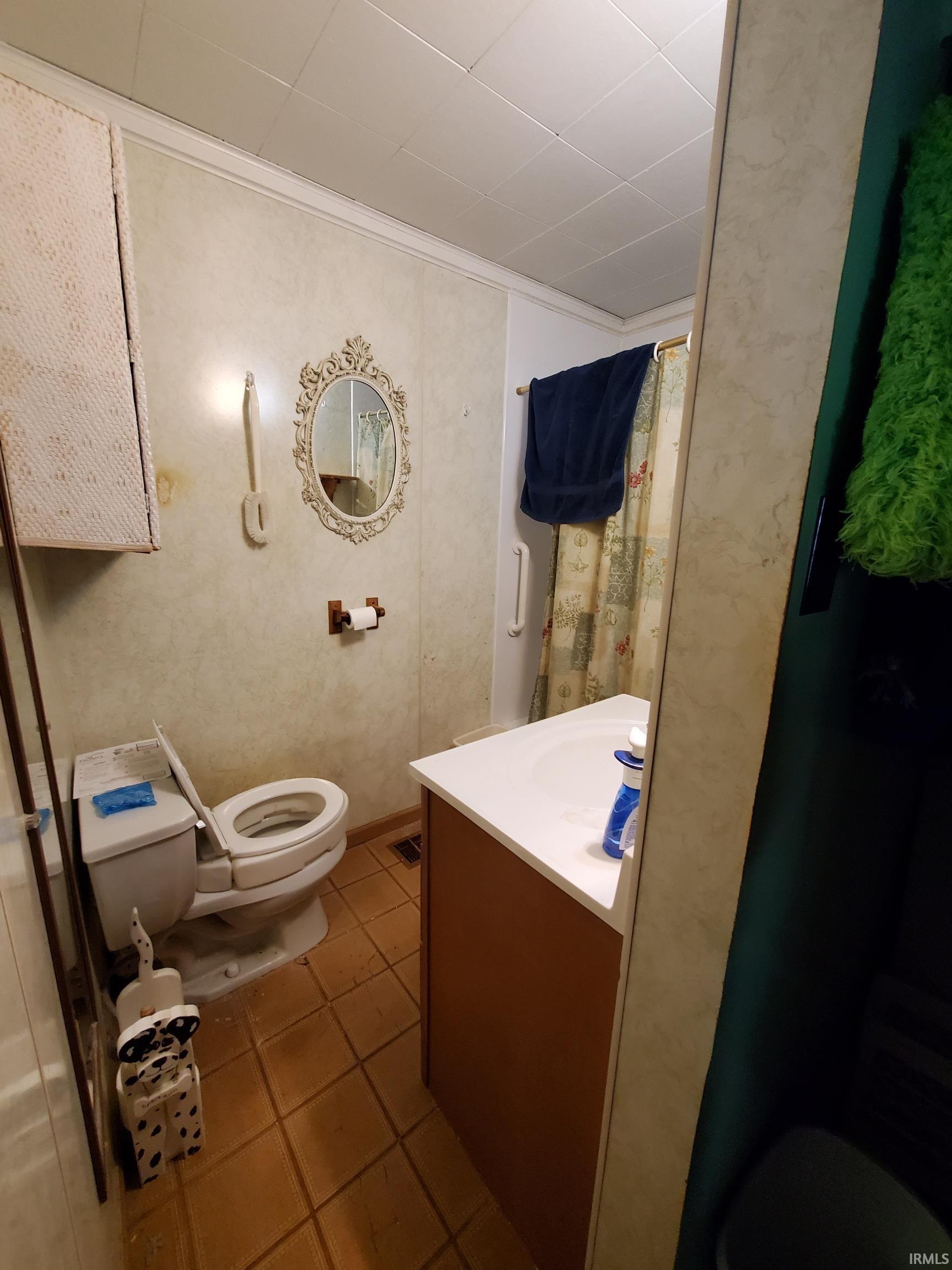 419 West Main Street Butler, IN 46721 - Photo 4 of 12