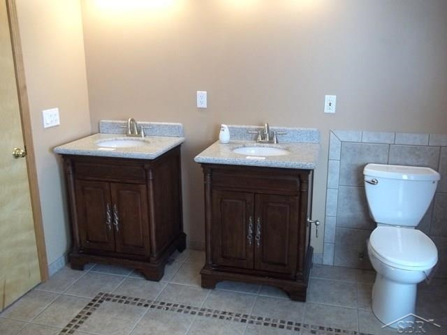 2144 North Graham Road Freeland, MI 48623 - Photo 26 of 36 31228470-25.JPG