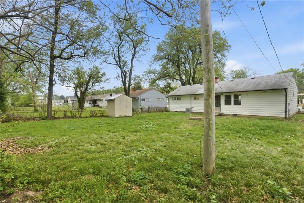 10803 Blue Ridge Boulevard Kansas City, MO 64134 - Photo 16 of 17