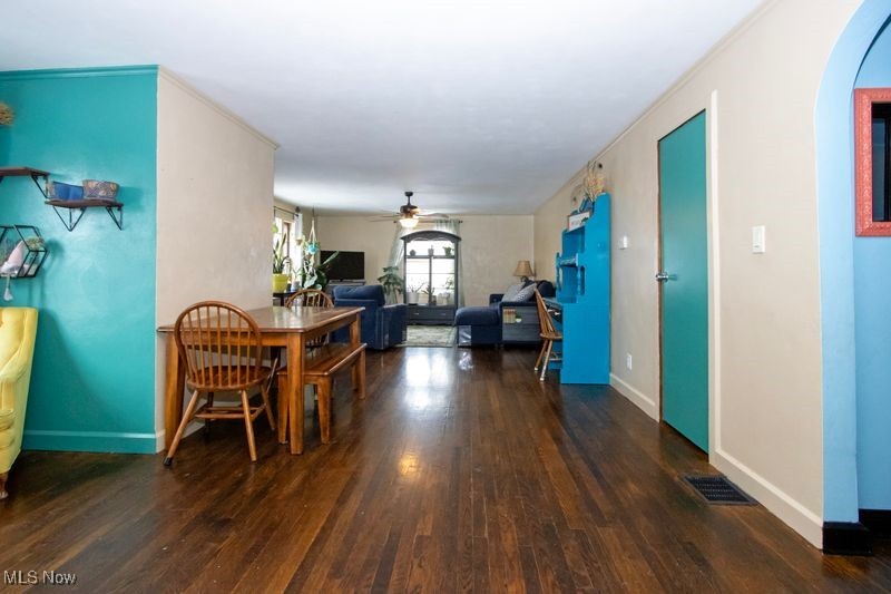 557 Oak Hill Road Wooster, OH 44691 - Photo 4 of 28 Gallery Image 4