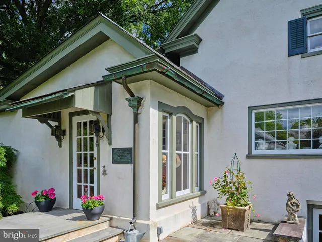 a view of a yard with an outdoor space