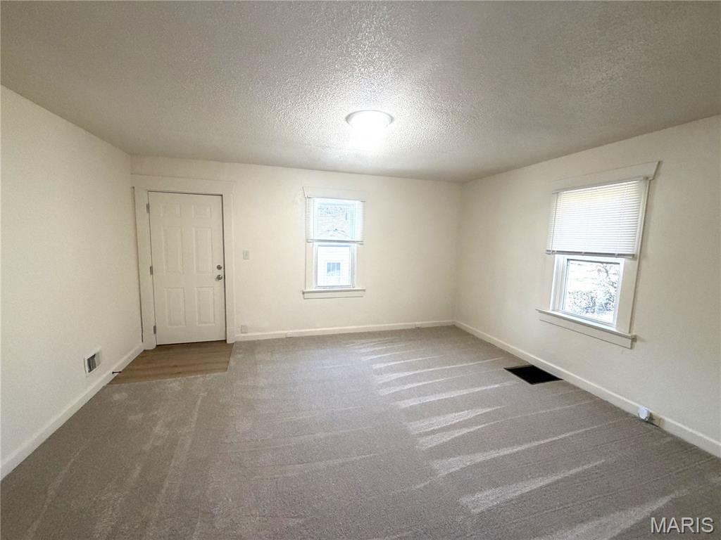 417 South 8th Street Belleville, IL 62220 - Photo 5 of 14