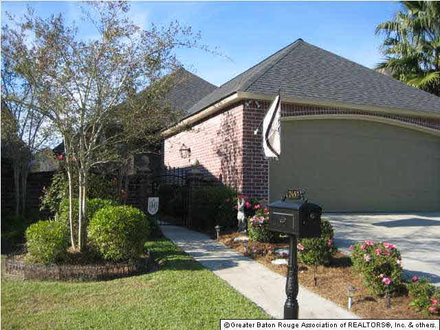 2457 Randy Drive Denham Springs, LA 70726 - Photo 2 of 17 Gallery Image 2