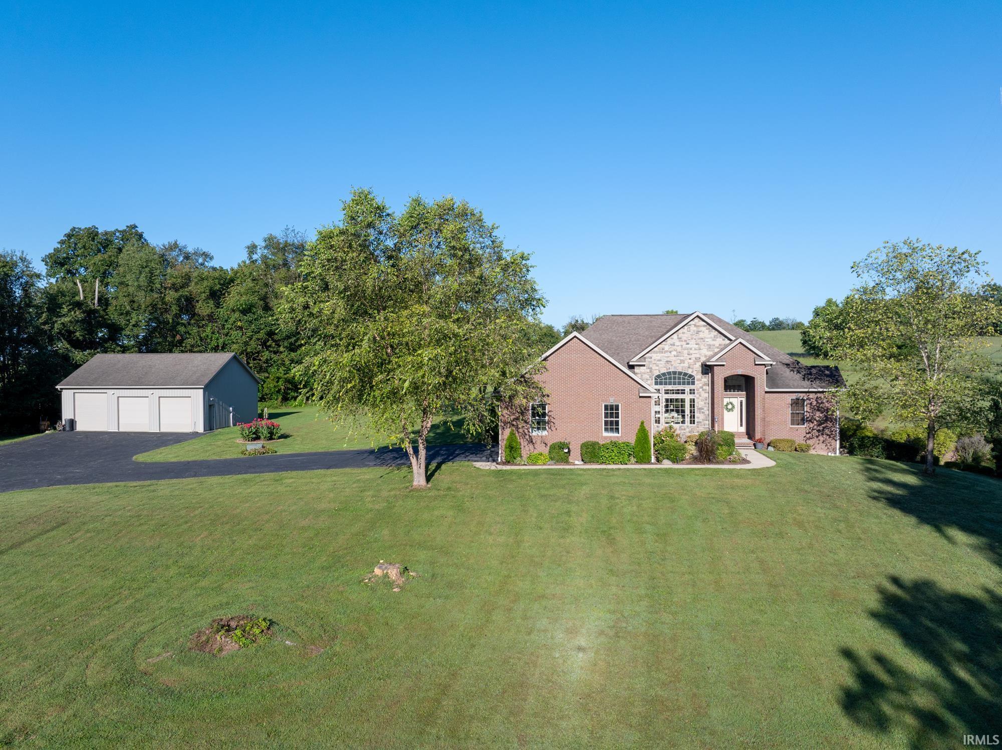 2065 Mt Pleasant Road Bedford, IN 47421 - Photo 3 of 36
