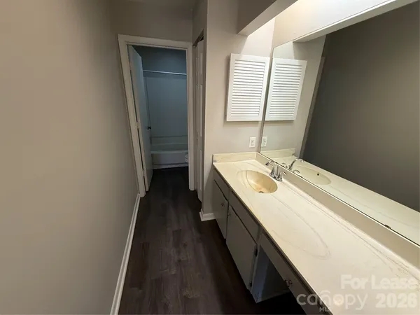 $1,450 | 4617 Sharon Chase Drive, Unit H, Charlotte, NC 28215
