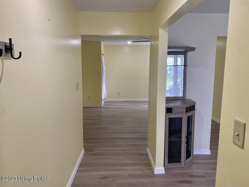 180 Meadowview Estates Road Clarkson, KY 42726 - Photo 8 of 27 3 Bed, 2 Bath Home for Sale in Kentucky, Home near Glendale & Blue Oval