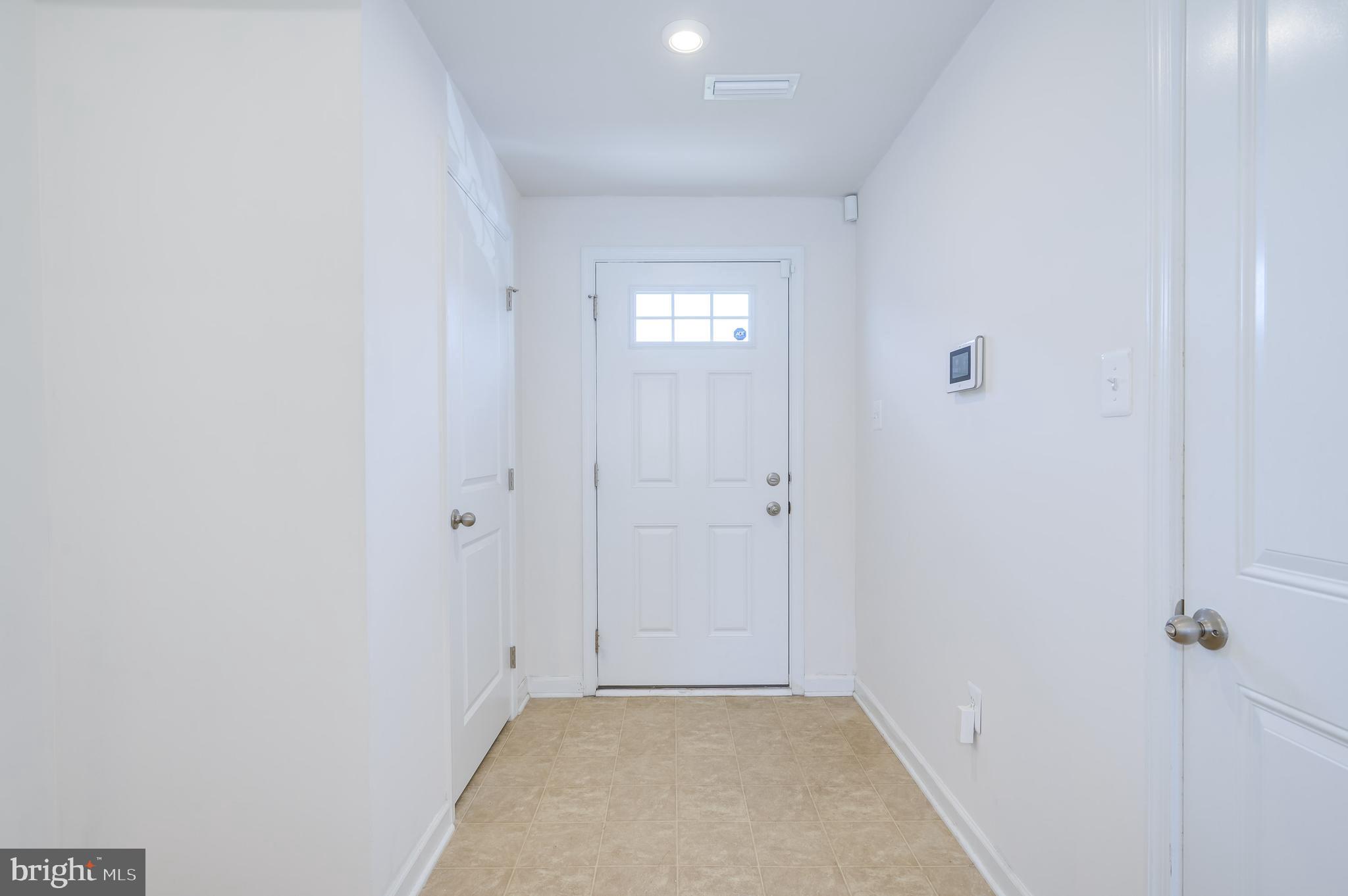 387 Bait Road Inwood, WV 25428 - Photo 5 of 41 Foyer