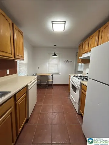 $2,000 | 2655 Eldridge Avenue, Easton, PA 18045