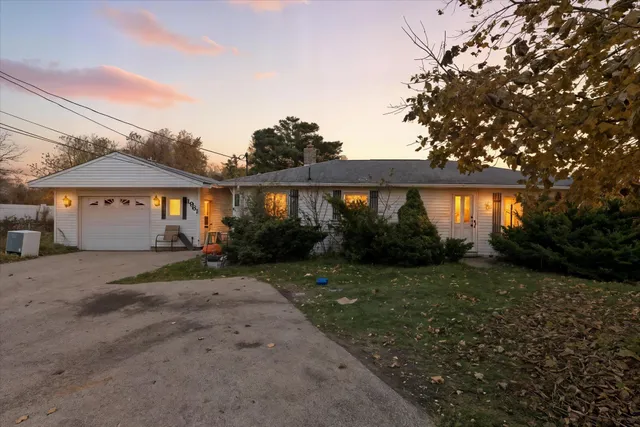 $155,000 | 1961 South Lincoln Street, Bay City, MI 48708