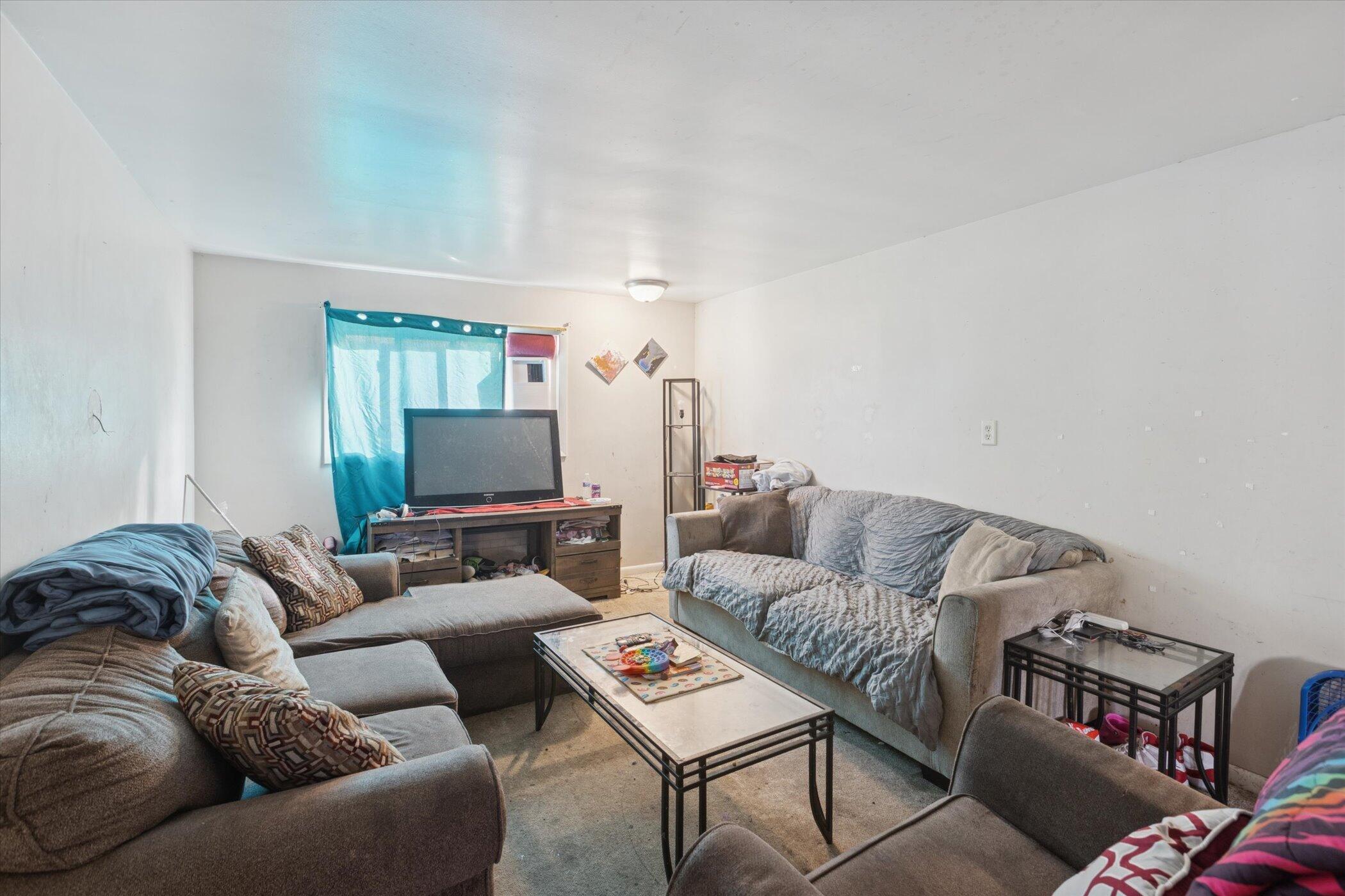 1961 South Lincoln Street Bay City, MI 48708 - Photo 3 of 10 07-1961 S Lincoln St-WindowStill-Photogr