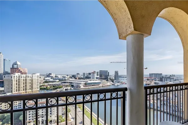 $425,000 | 345 Bayshore Boulevard, Unit GP12, Tampa, FL 33606