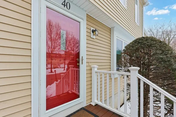 $3,500 | 835 Mt Hope Street, Unit 40, North Attleboro, MA 02760