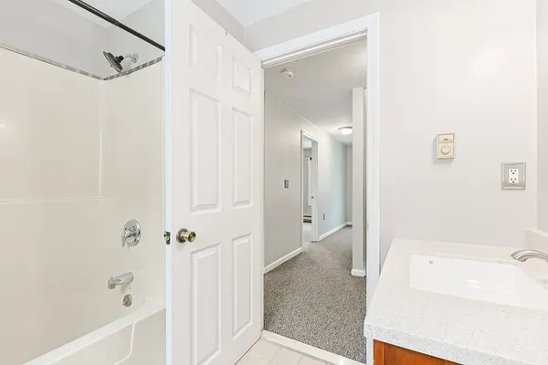 $3,500 | 835 Mt Hope Street, Unit 40, North Attleboro, MA 02760